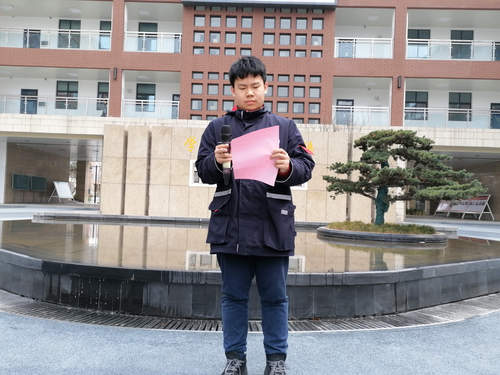 学生代表发言