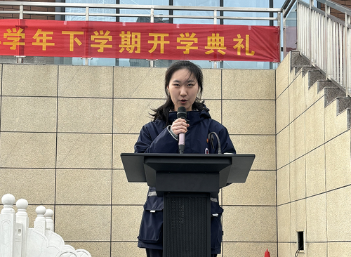 学生代表宋卓桉发言